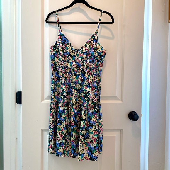 NWOT RAILS Carmen Smock Waist Sundress in Multi Floral Print - Picture 15 of 15